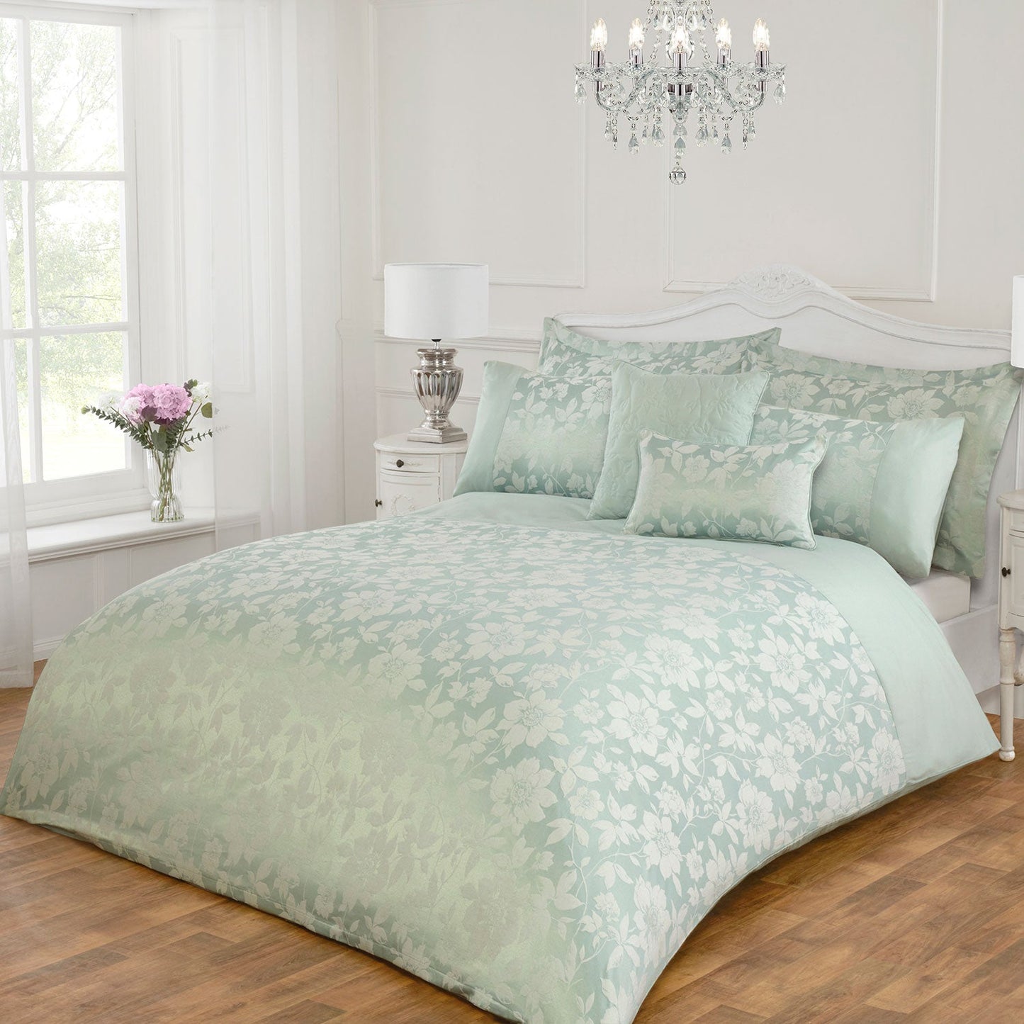 Lottie Soft Green Luxury Jacquard 6 Piece Bedding Bundle