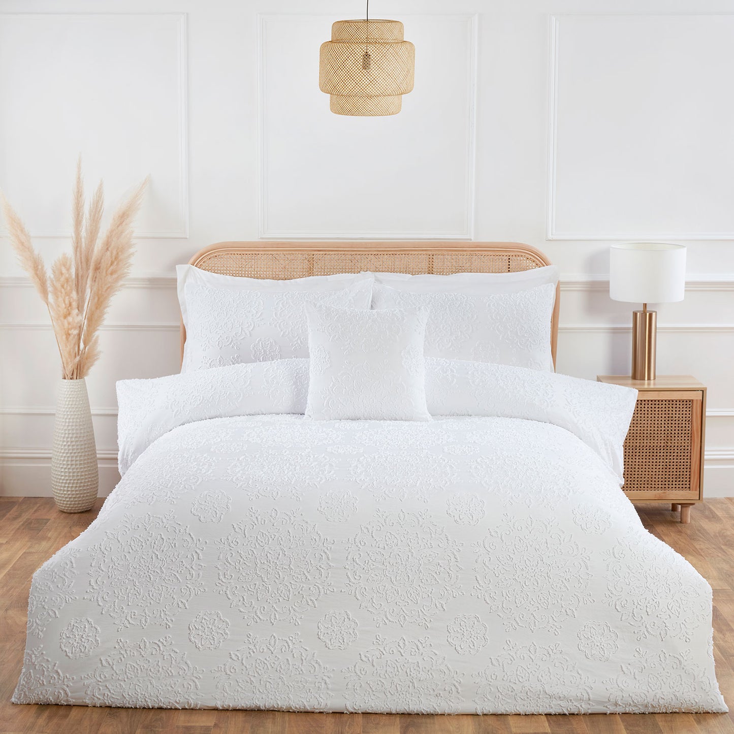 Melody White Tufted Super Soft Duvet Set