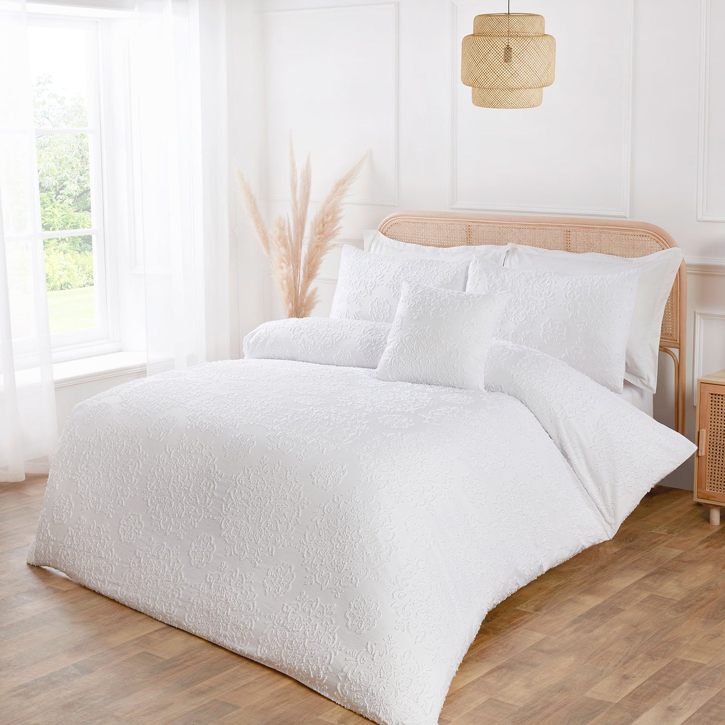 Melody White Tufted Super Soft Duvet Set