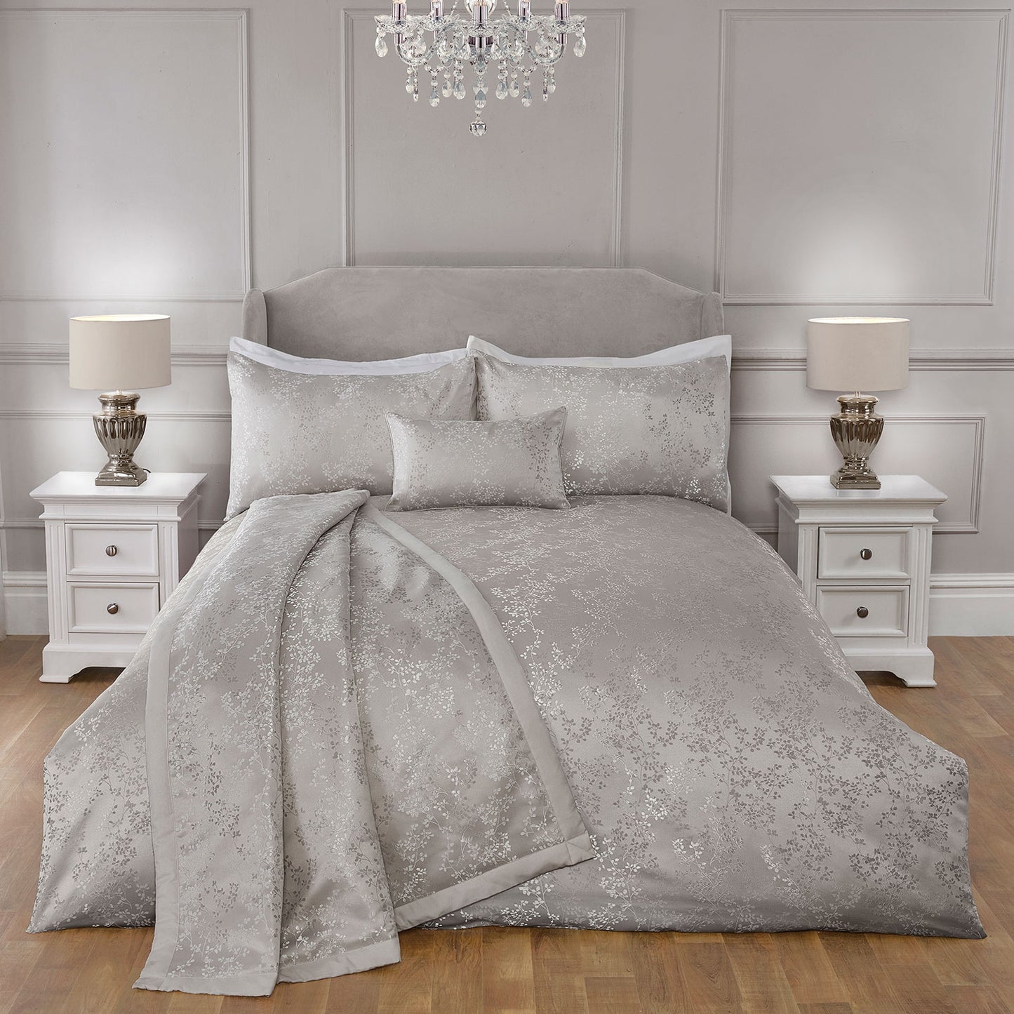 Melody Silver Jacquard Throw (150cm x 200cm)