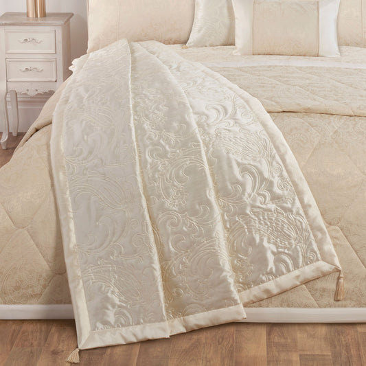 Paisley Cream Luxury Jacquard Quilted Throw (150cm x 200cm)