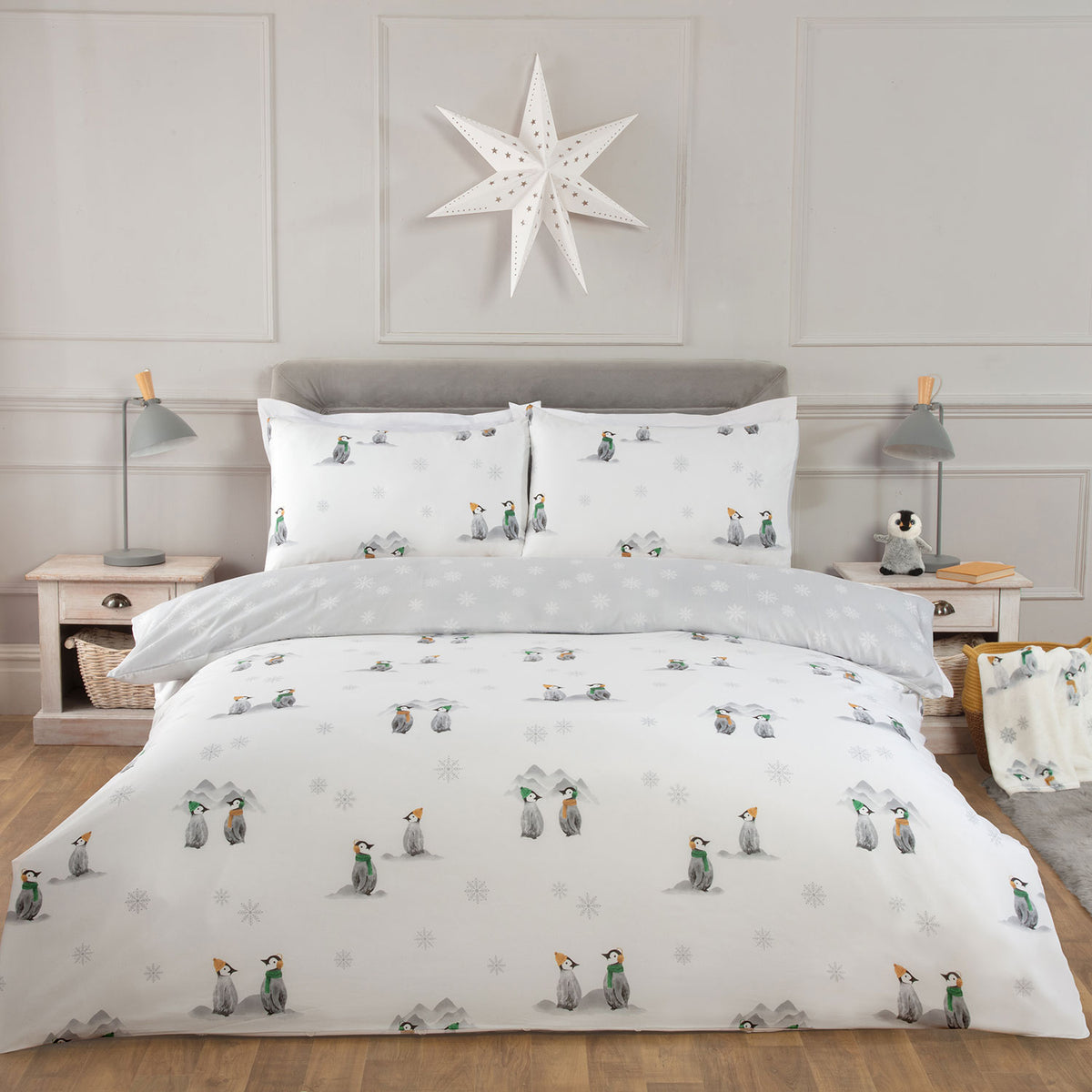 Penguin Pals Reversible Super Soft Duvet Set