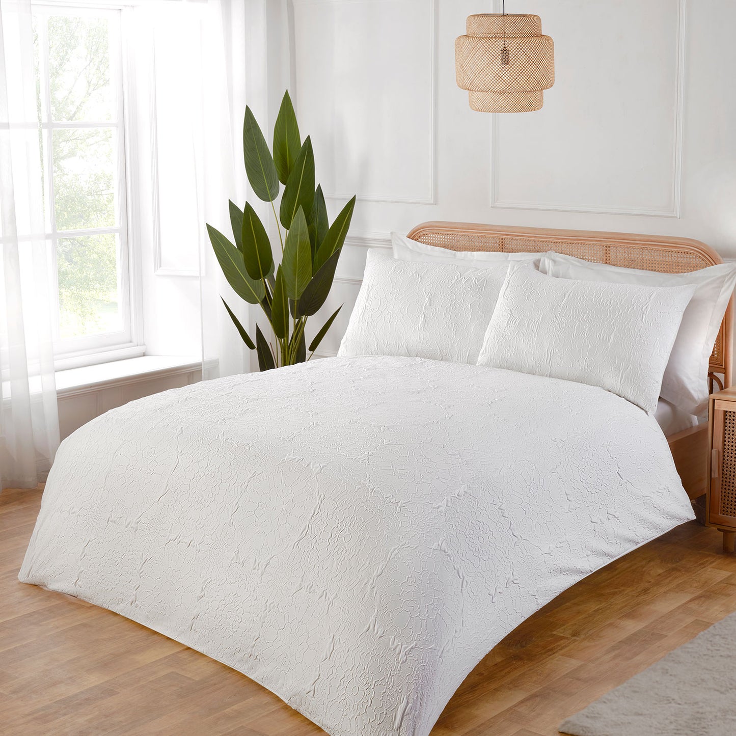 Riva White Super Soft Textured Duvet Set