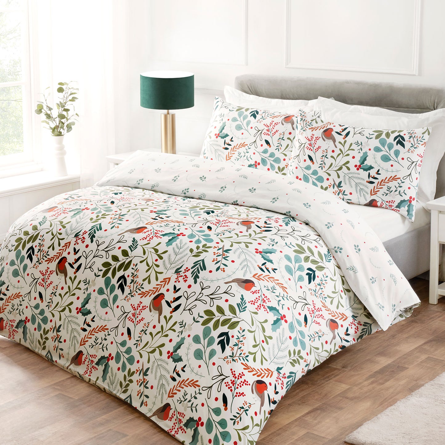 Scandi Robin Reversible White Duvet Set