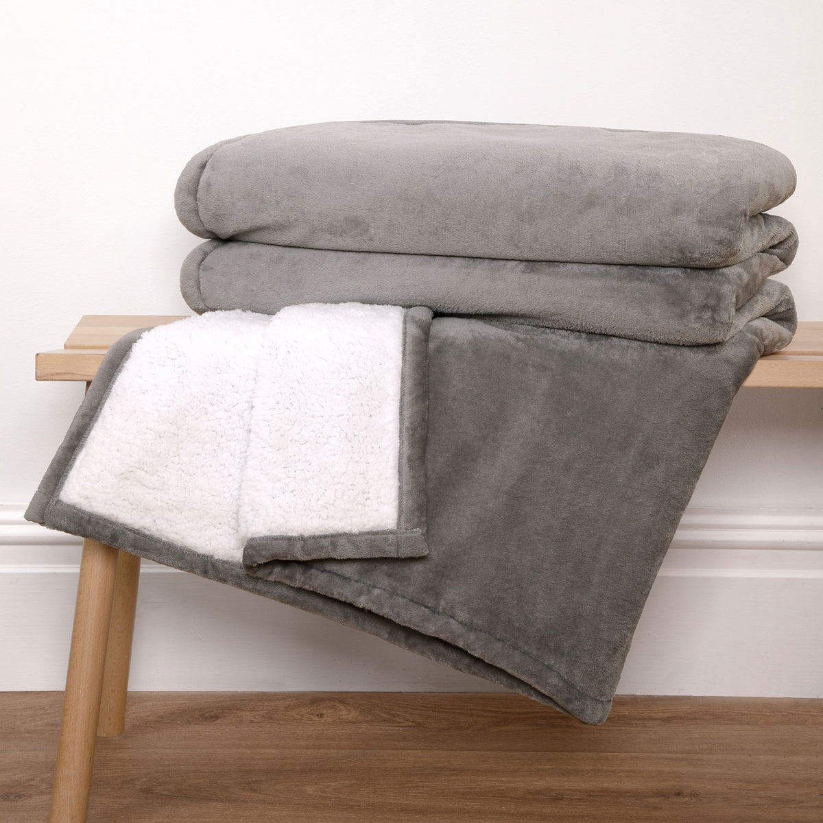 Self Heating Charcoal Fleece Throw Blanket