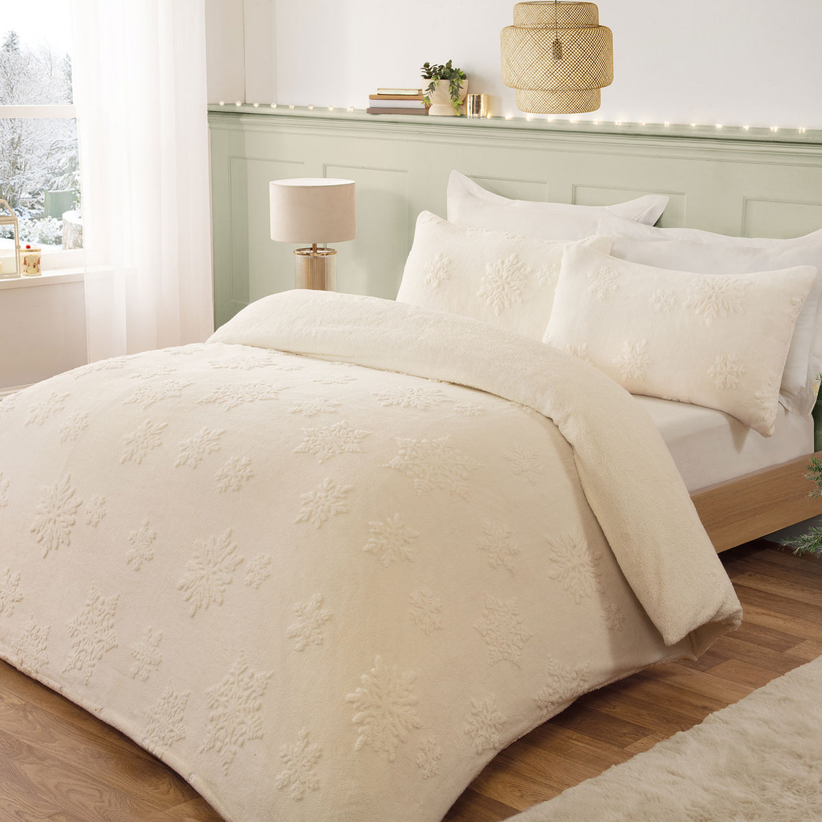 Snowflake Ivory Winter Fleece Duvet Set