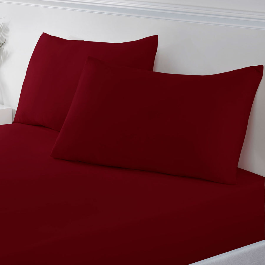 Red Super Soft Easycare Housewife Pillowcases (Pair)