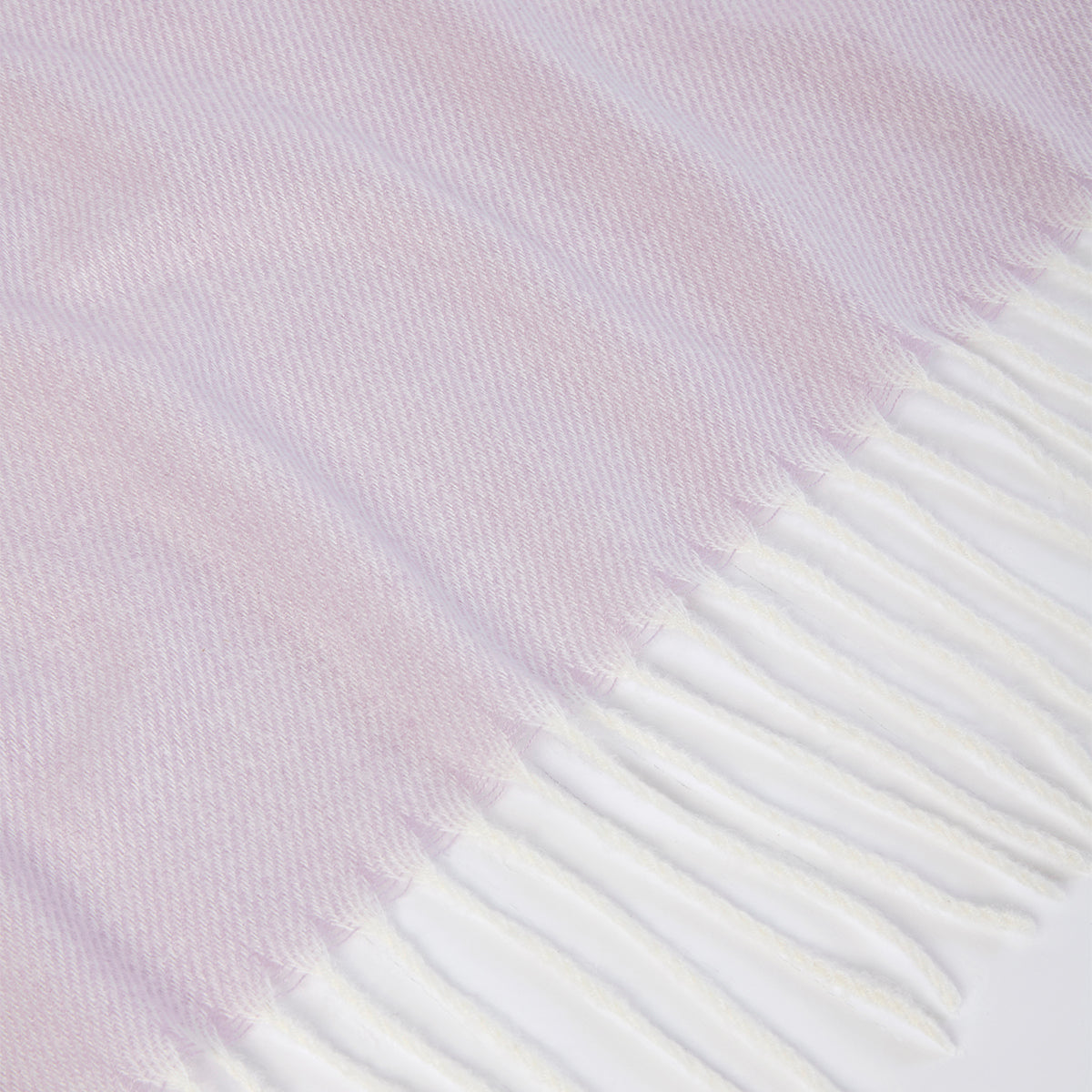 Amara Lilac Herringbone Throw (130cm x 180cm)