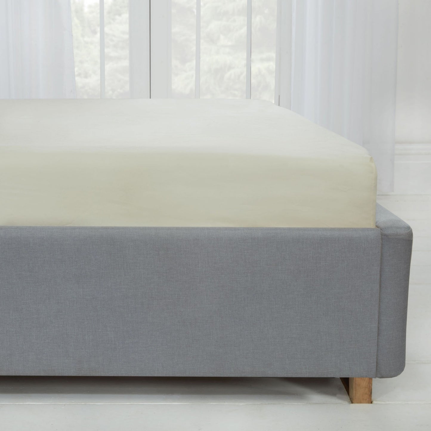 Lyla Cream Fitted Sheet