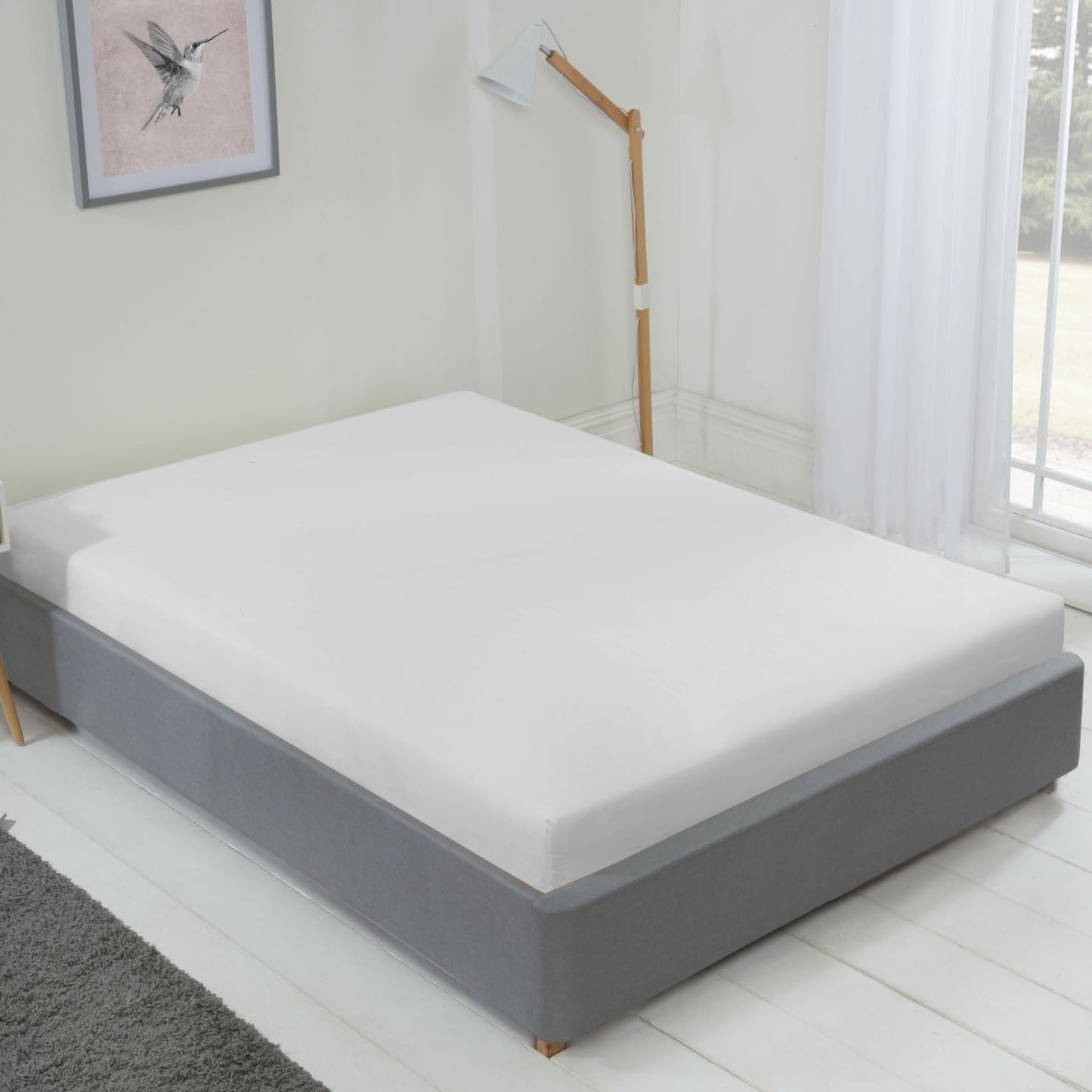 Lyla White Fitted Sheet
