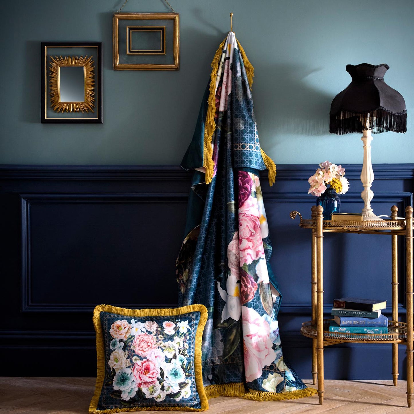 Laurence Llewelyn-Bowen Bouquet List Blue Velvet Throw (130cm x 180cm)