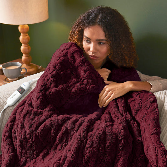Silentnight Luxury Super Cosy Berry Heated Throw
