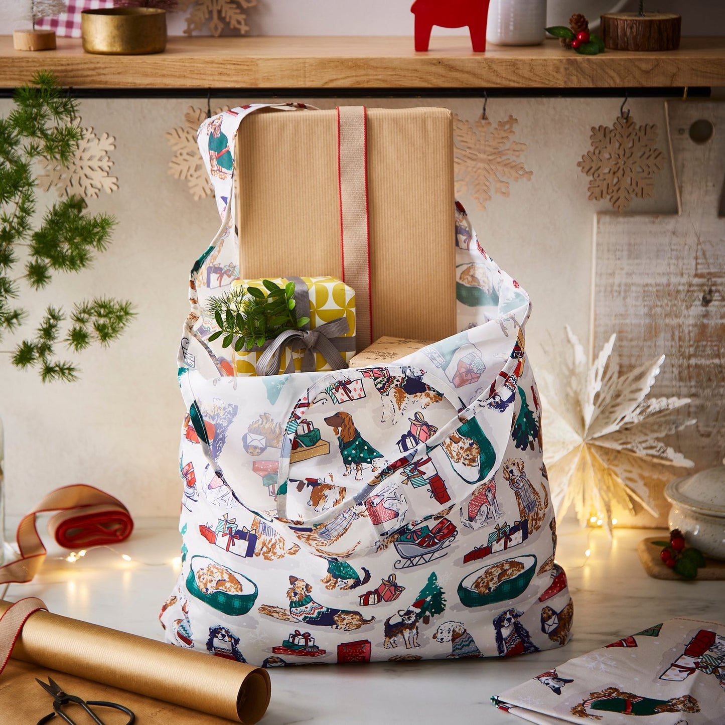 Merry Mutts Christmas Packable Bag