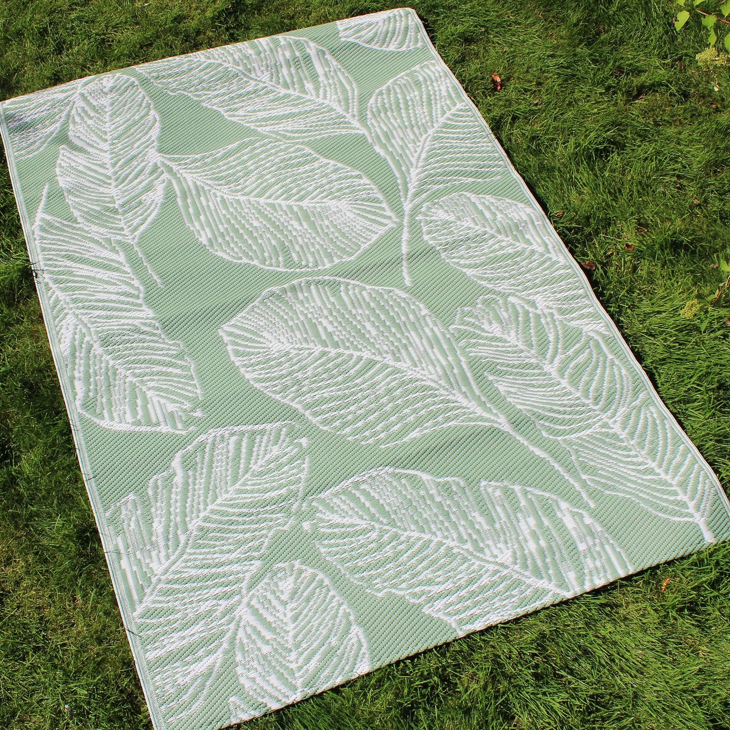 Matteo Green Outdoor Rug