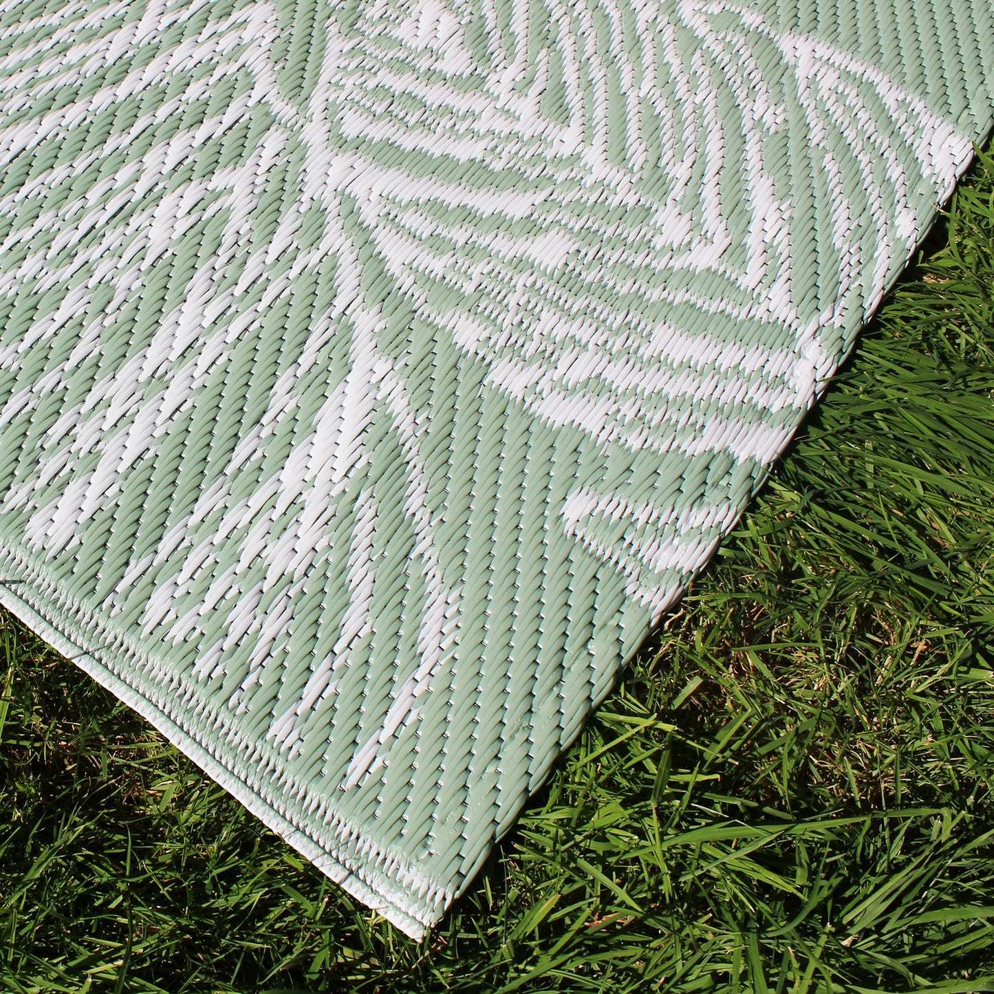 Matteo Green Outdoor Rug