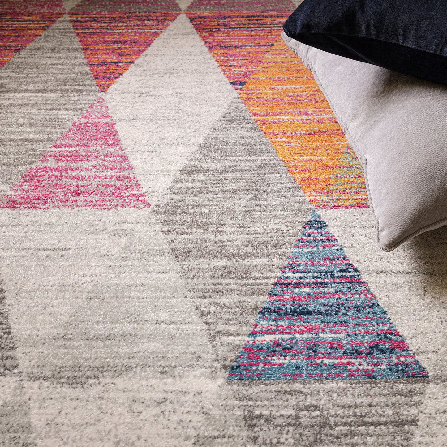 Muse MU24 Harlequin Rug Pink