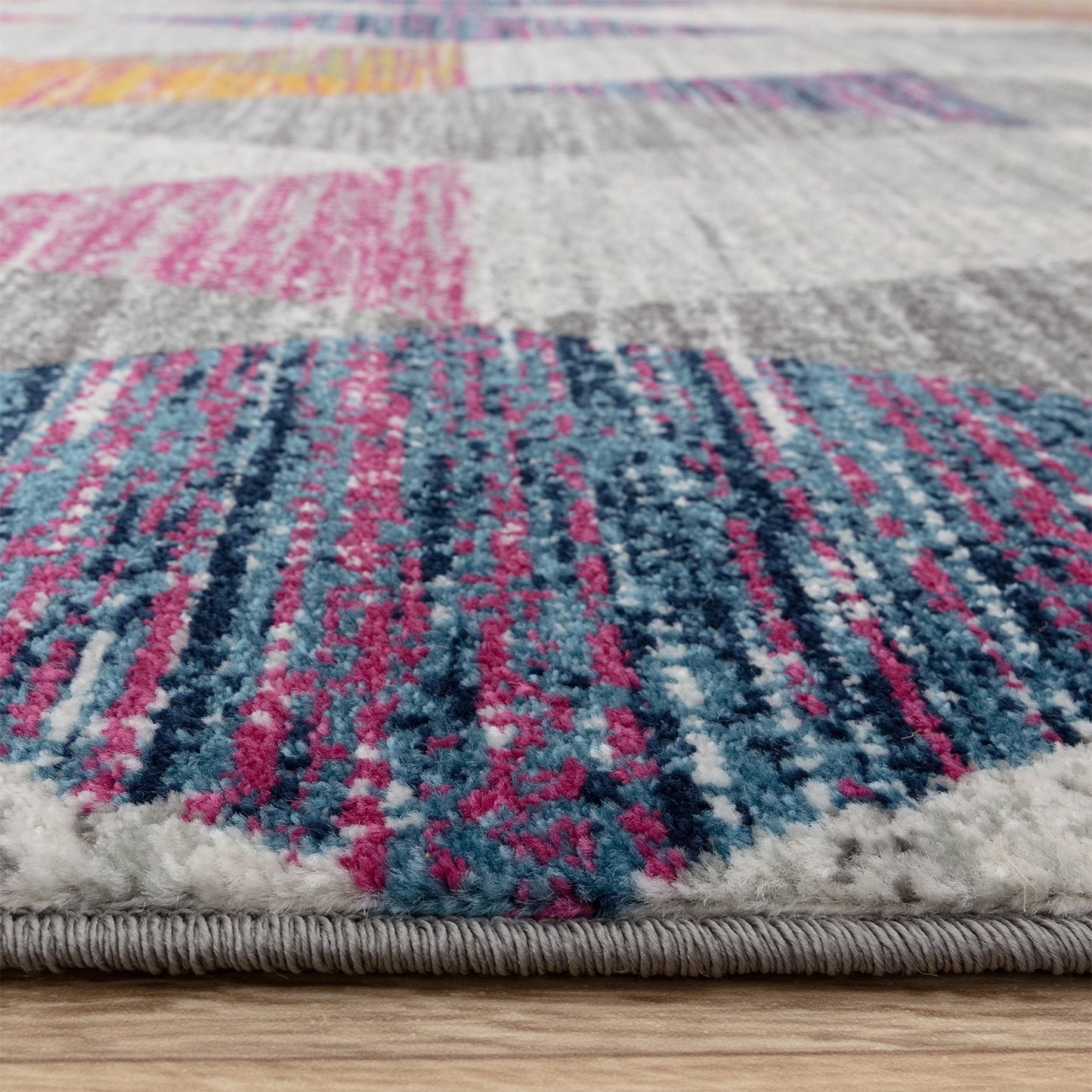 Muse MU24 Harlequin Rug Pink