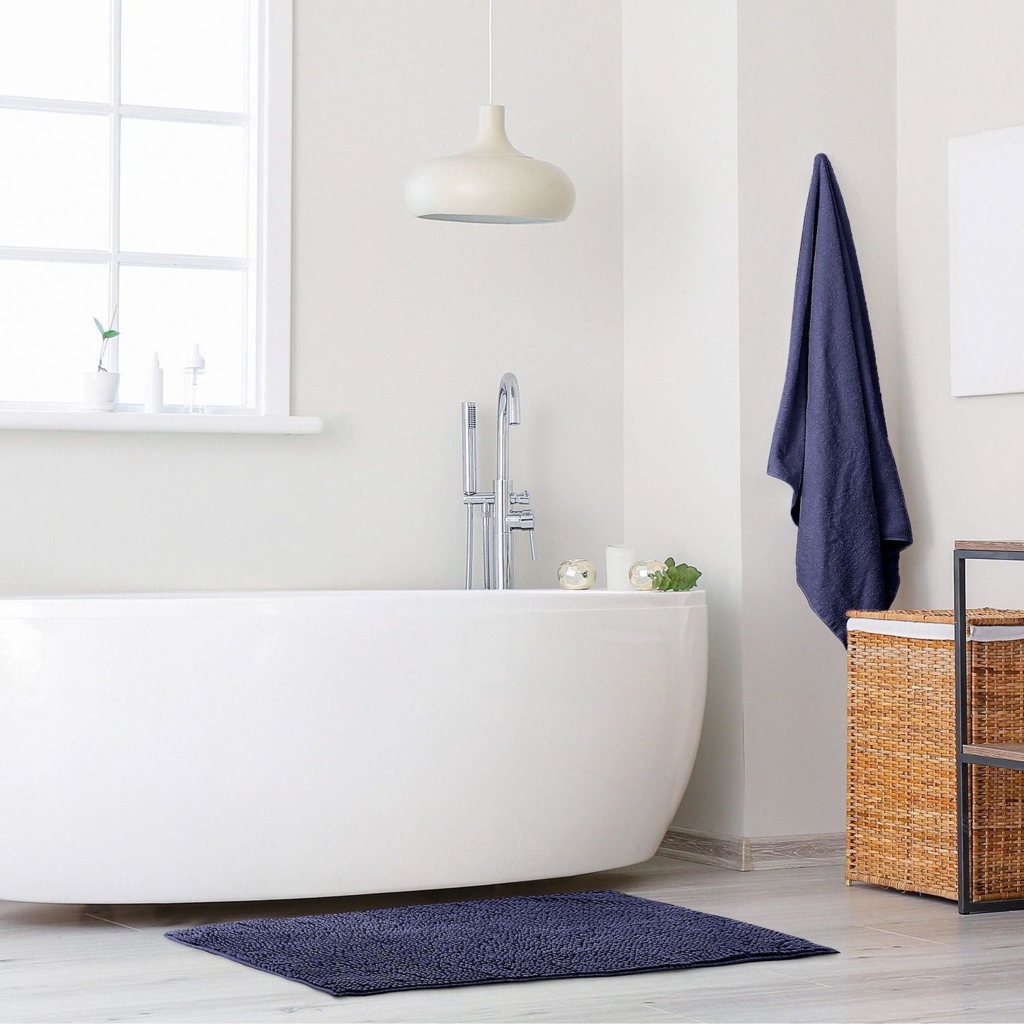 Noodle Navy Soft Touch Non-Slip Bath Mat