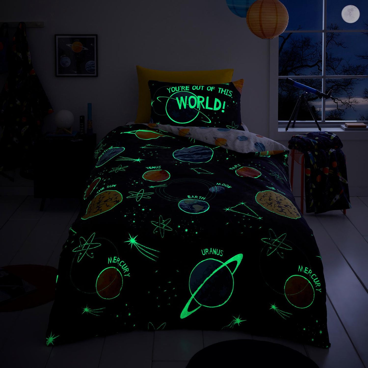 Outer Space Black Glow in the Dark Kids Duvet Set