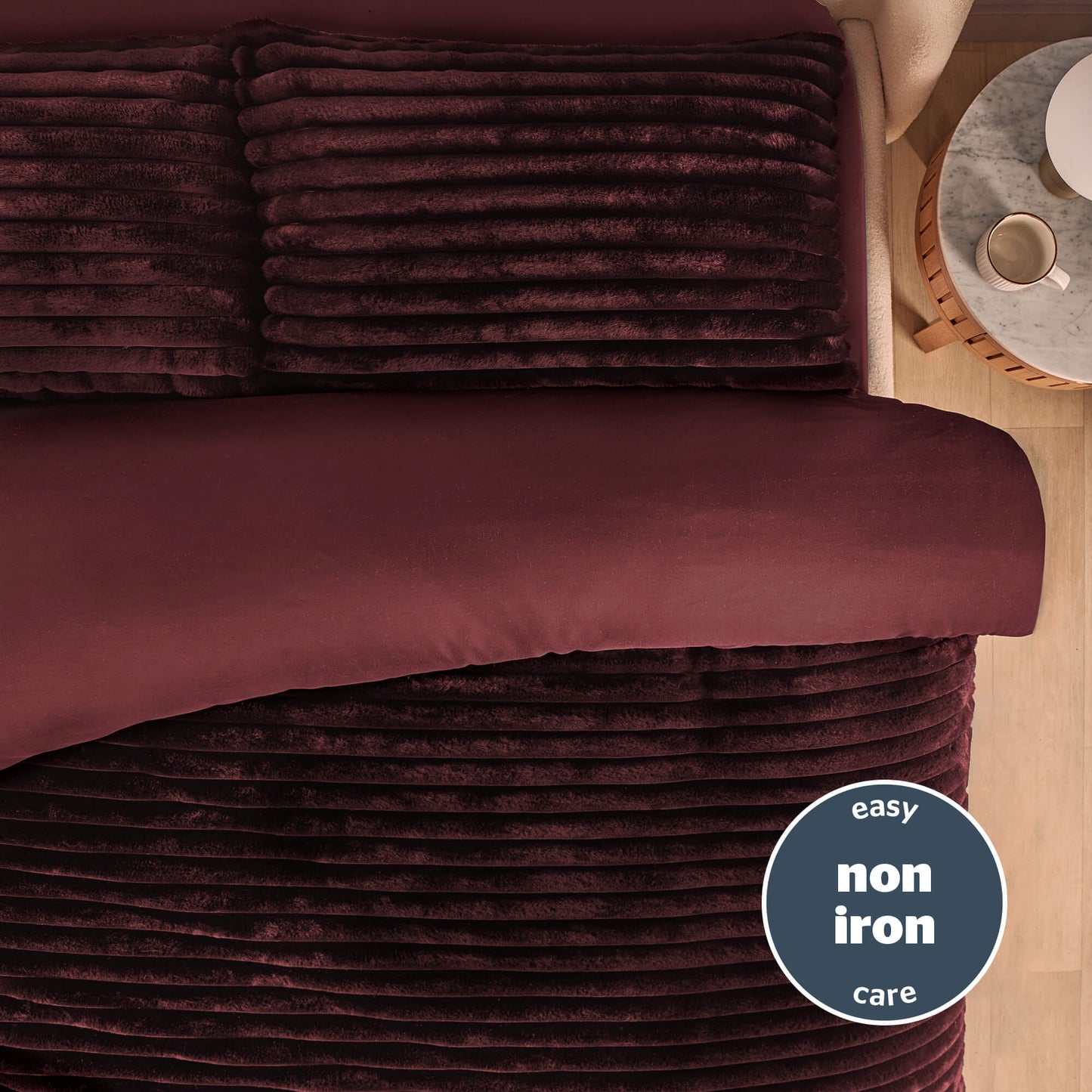 Silentnight Faux Fur Berry Reversible Duvet Set