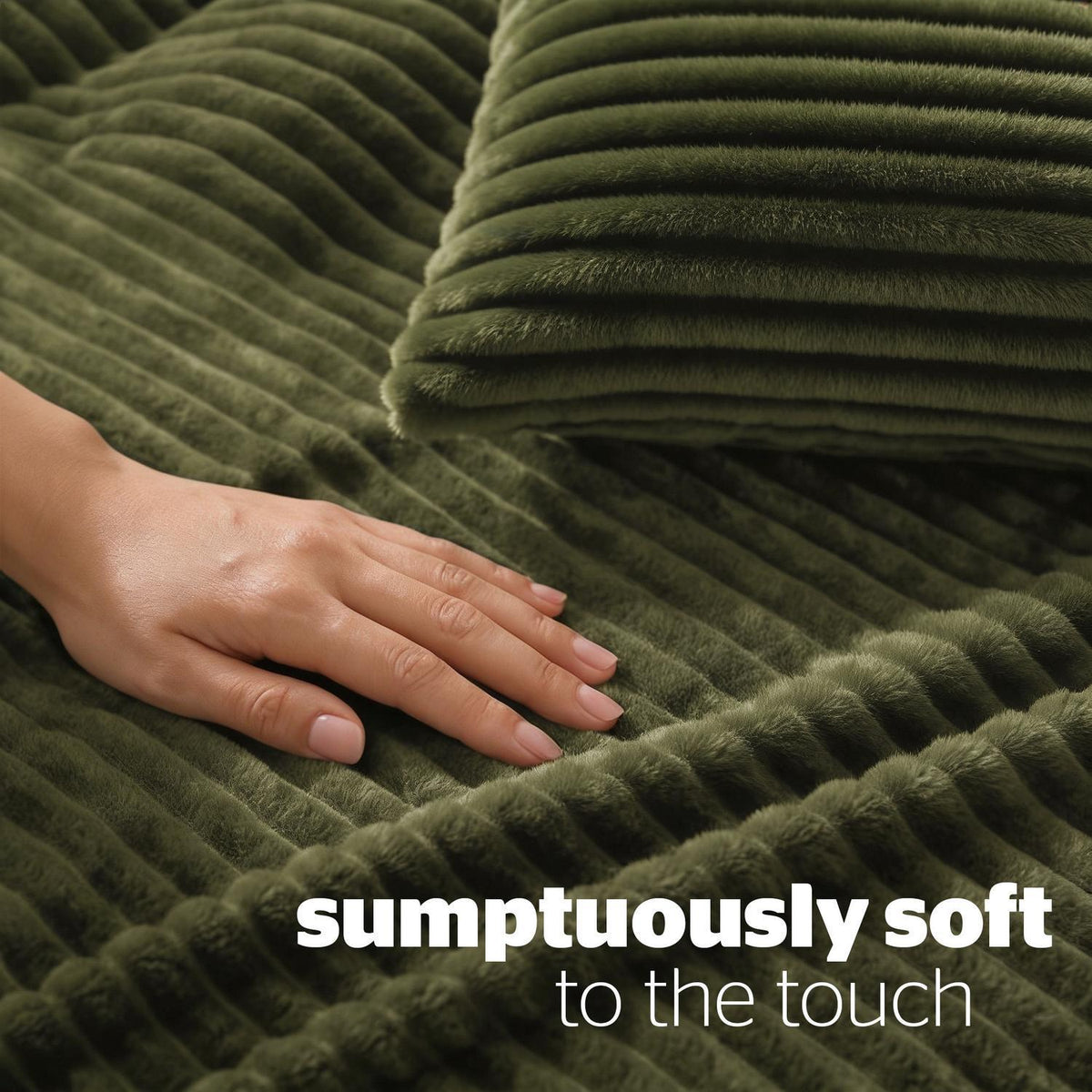 Silentnight Faux Fur Moss Duvet Set