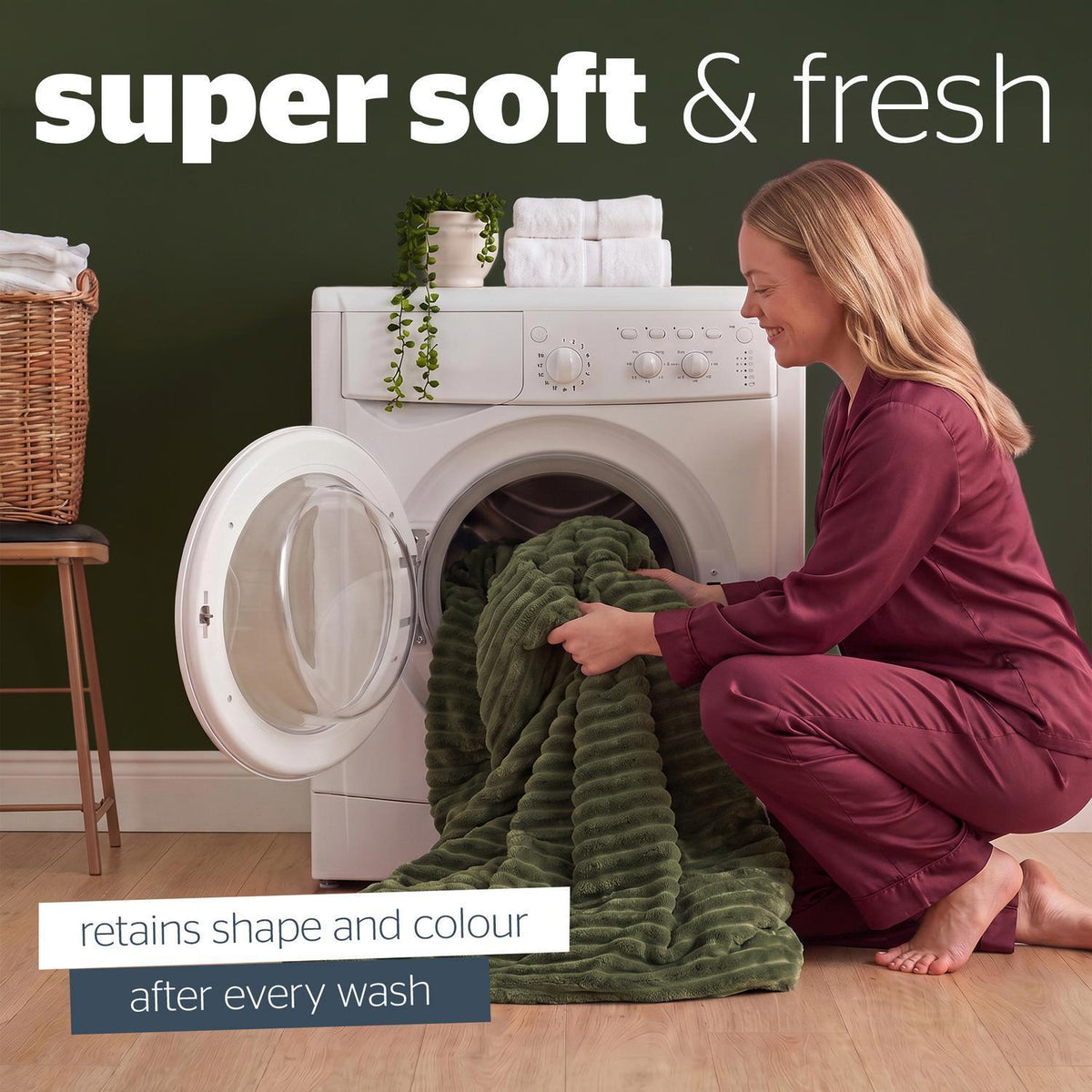 Silentnight Faux Fur Moss Duvet Set