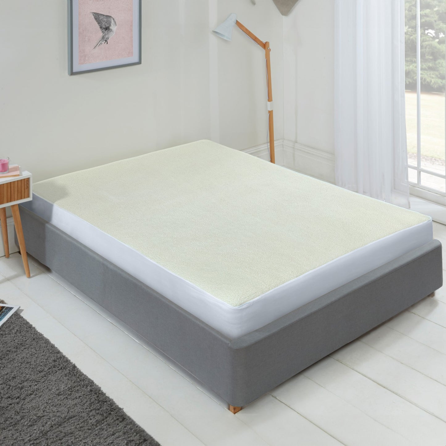 Cream Fleece Mattress Topper