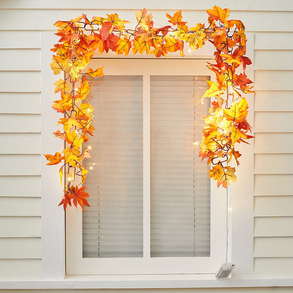 Maple Leaves Garland with LED Lights 170cm