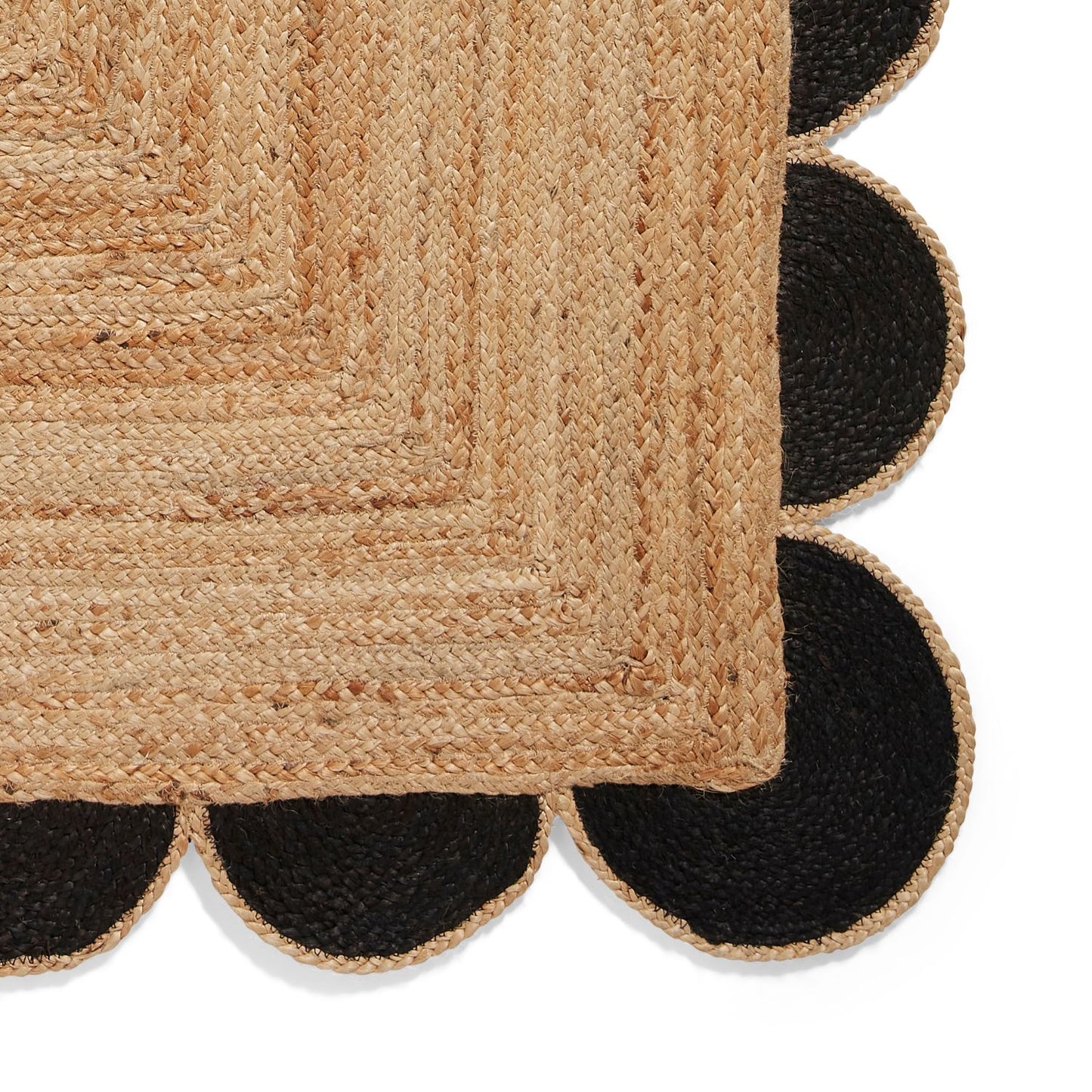 Savannah Jute Scallop Black Edge Natural Rug