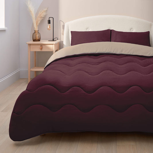 Silentnight Seersucker Berry Coverless 10.5 Tog Duvet and Pillowcase Set