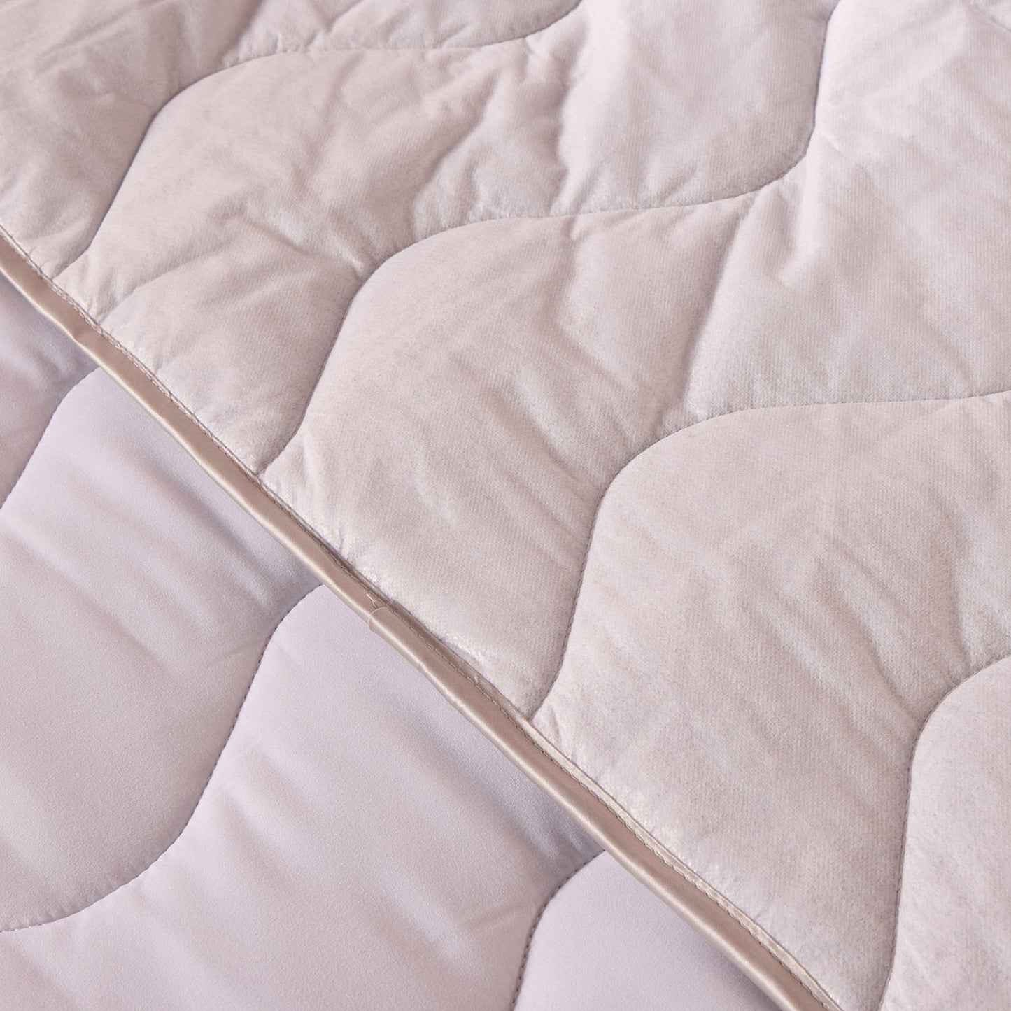 Self Heating Mattress Topper