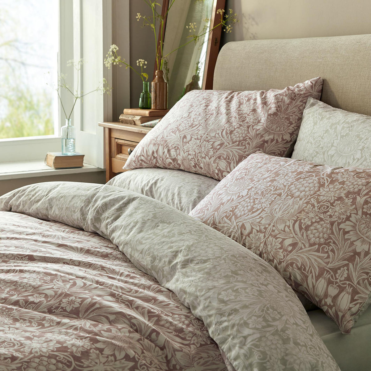 William Morris At Home Sunflower Clay Cotton Duvet Set