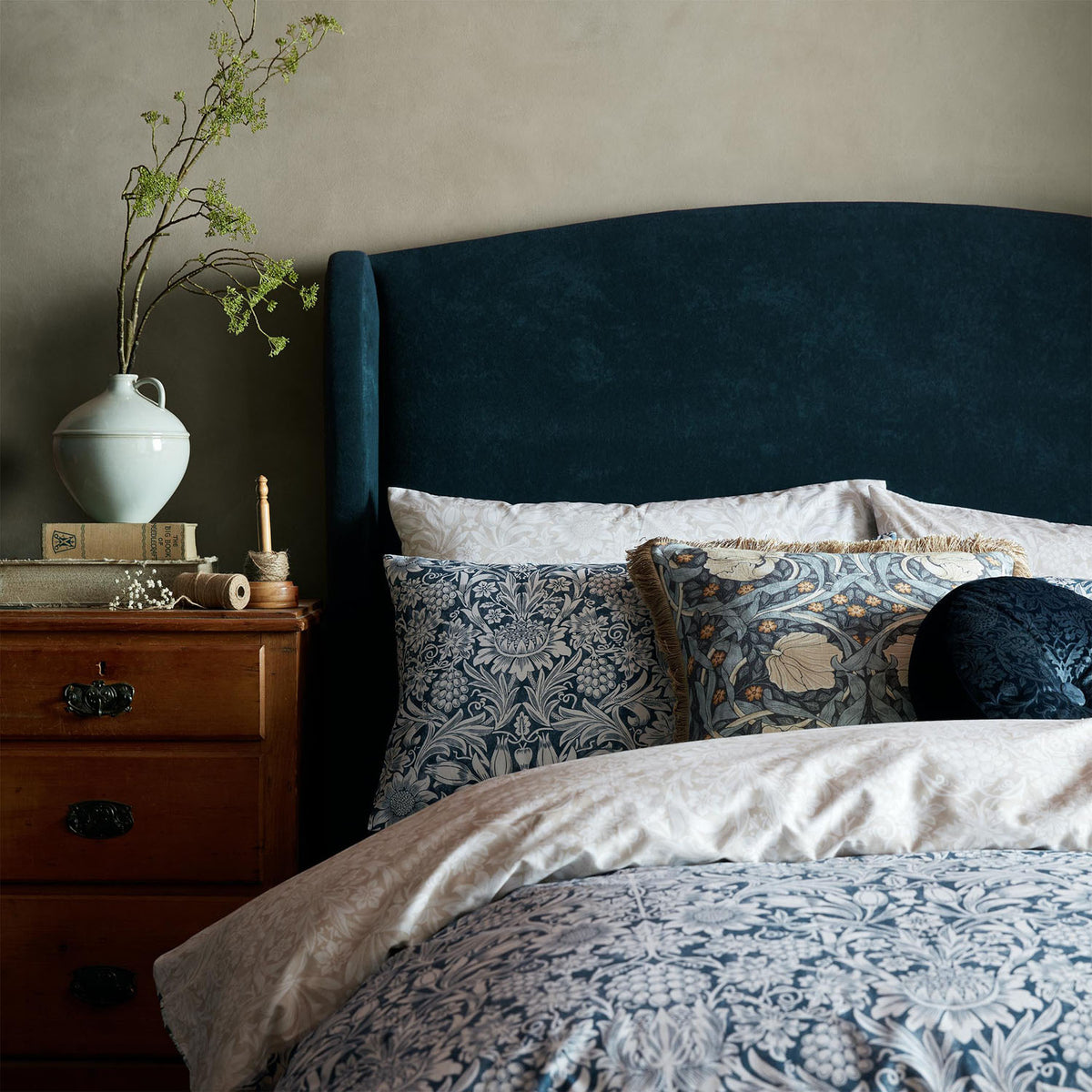 William Morris At Home Sunflower Ink Cotton Duvet Set