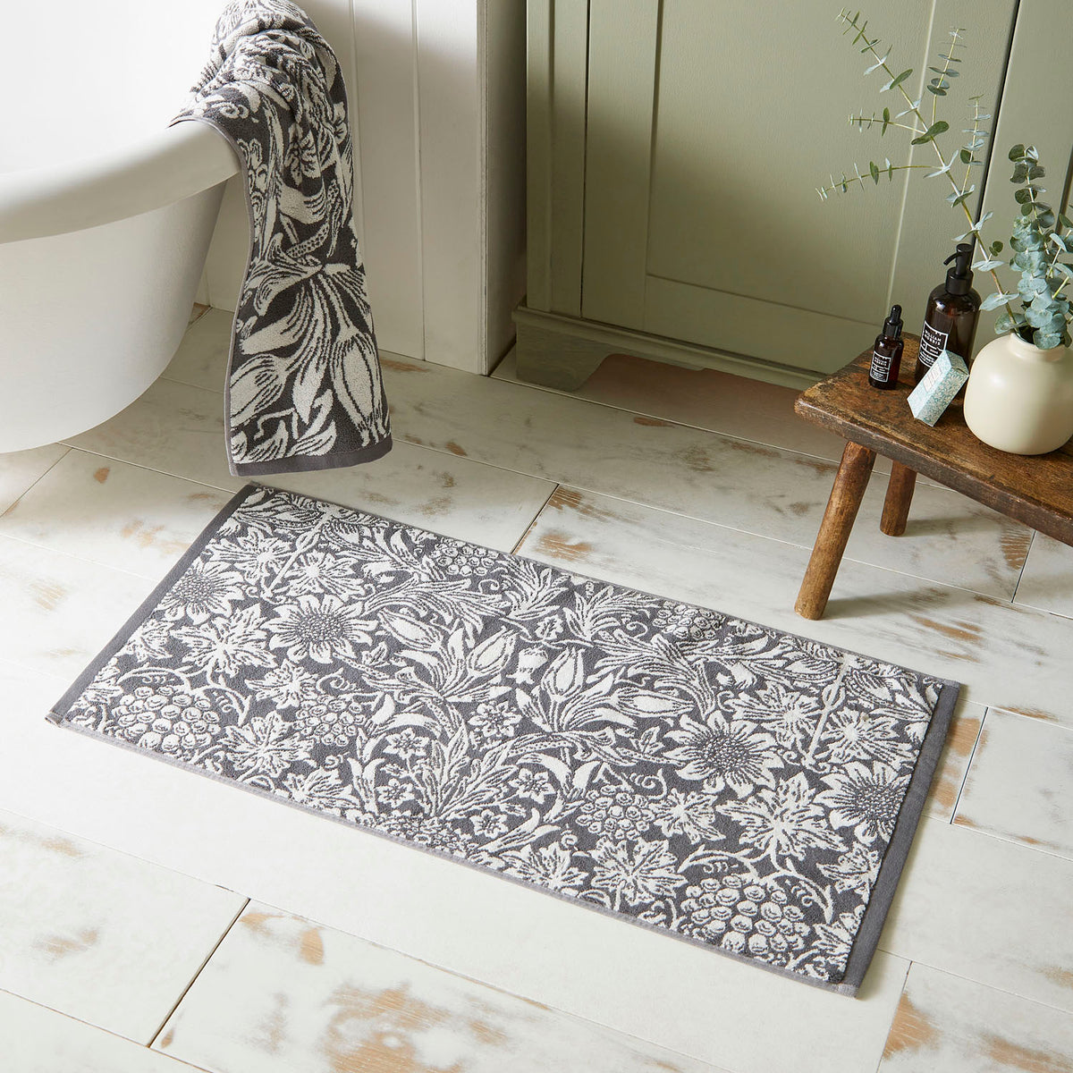 William Morris At Home Cotton Sunflower Iron Bath Mat