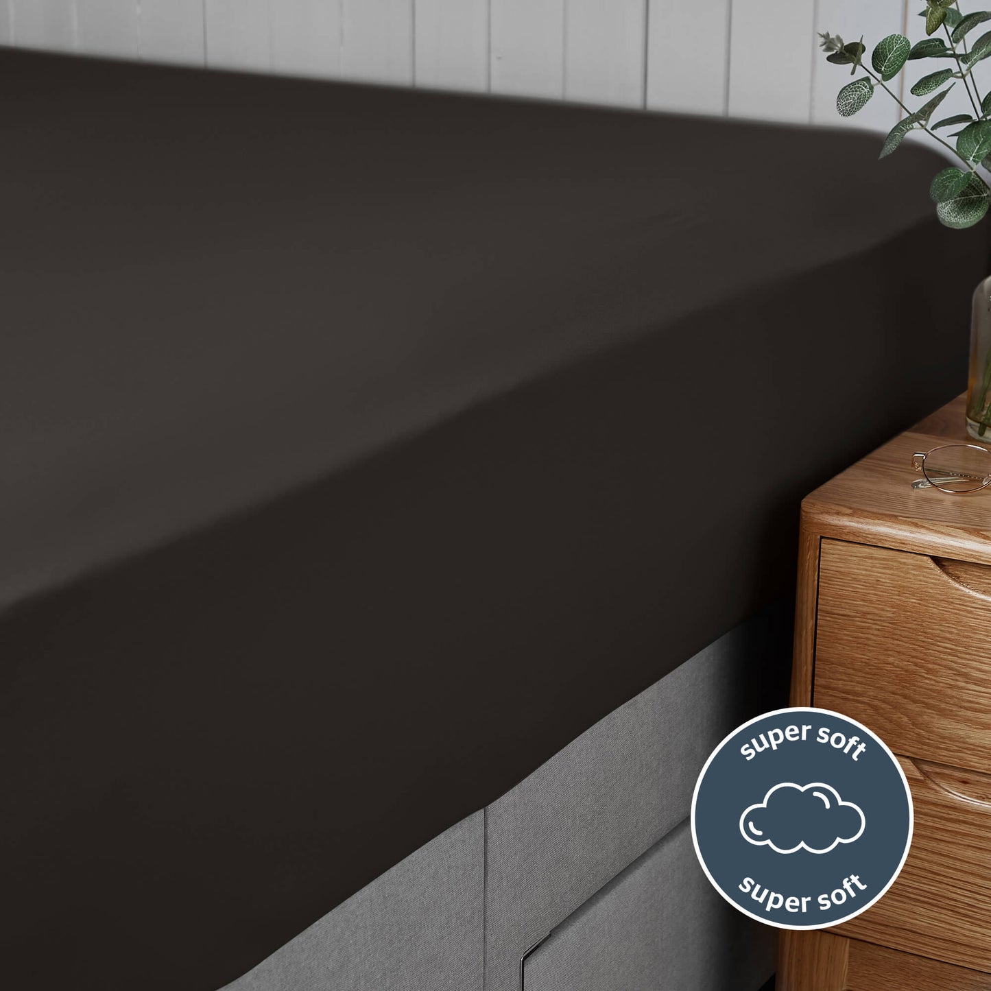 Silentnight Supersoft Black Fitted Sheet