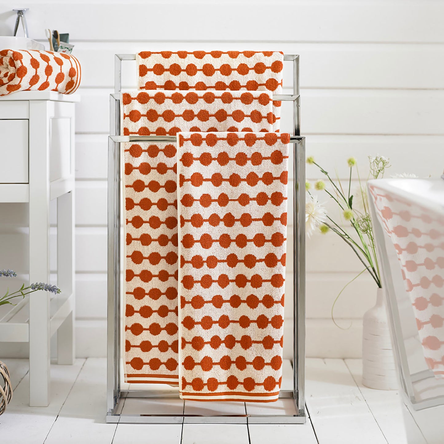 The Lyndon Company Orange Bobbles Towels