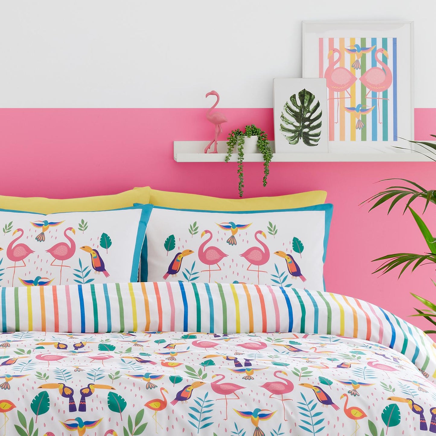 Tropical Flamingo Pink Reversible Duvet Set