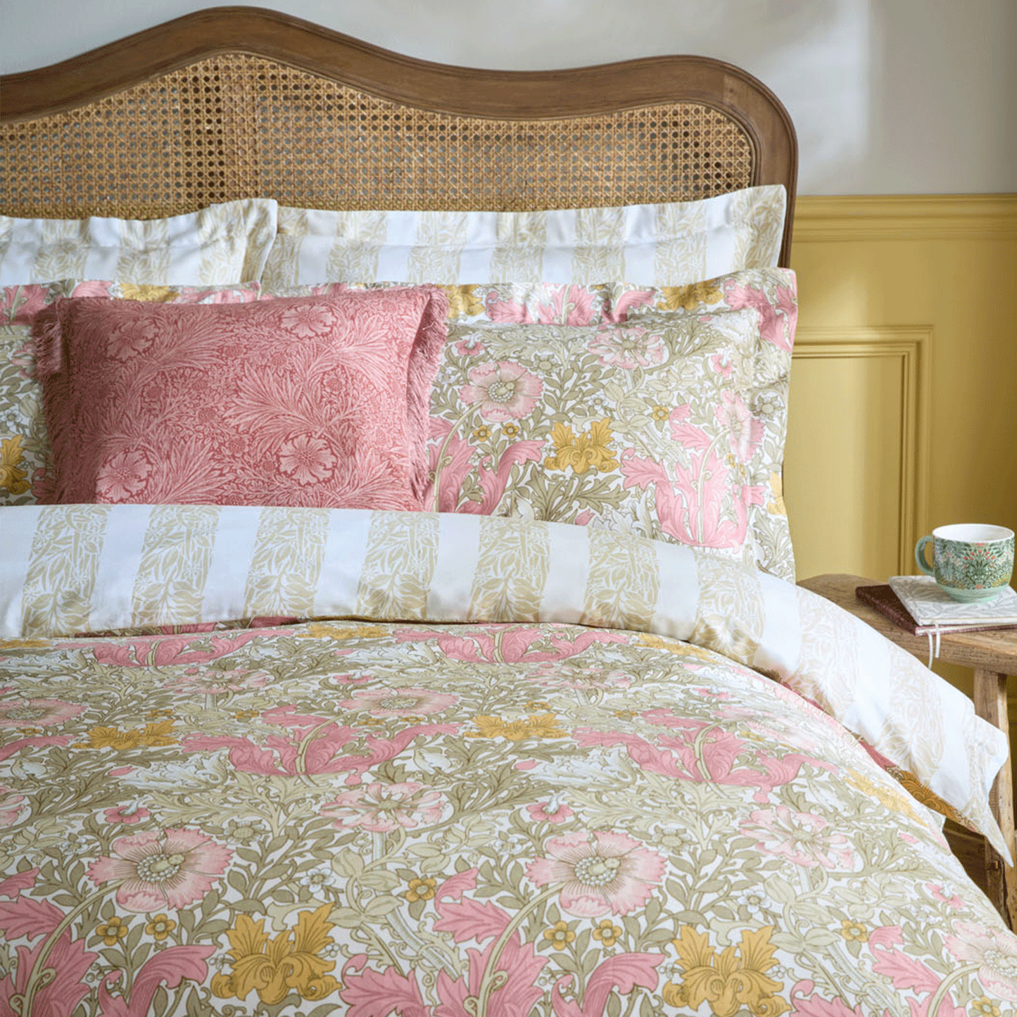William Morris At Home Compton Summer Cotton Duvet Set