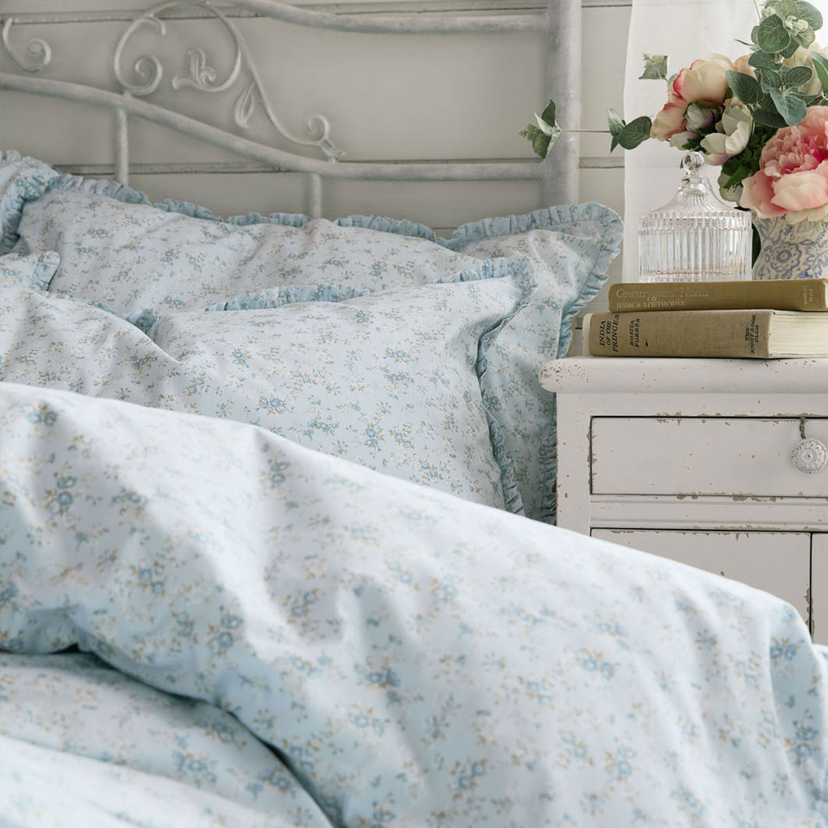 Georgie Ditsy Blue Cotton Duvet Set | Shabby Chic By Rachel Ashwell