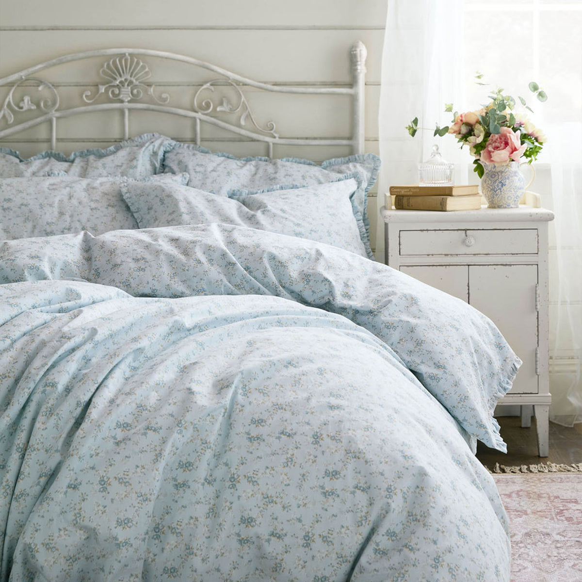 Georgie Ditsy Blue Cotton Duvet Set | Shabby Chic By Rachel Ashwell