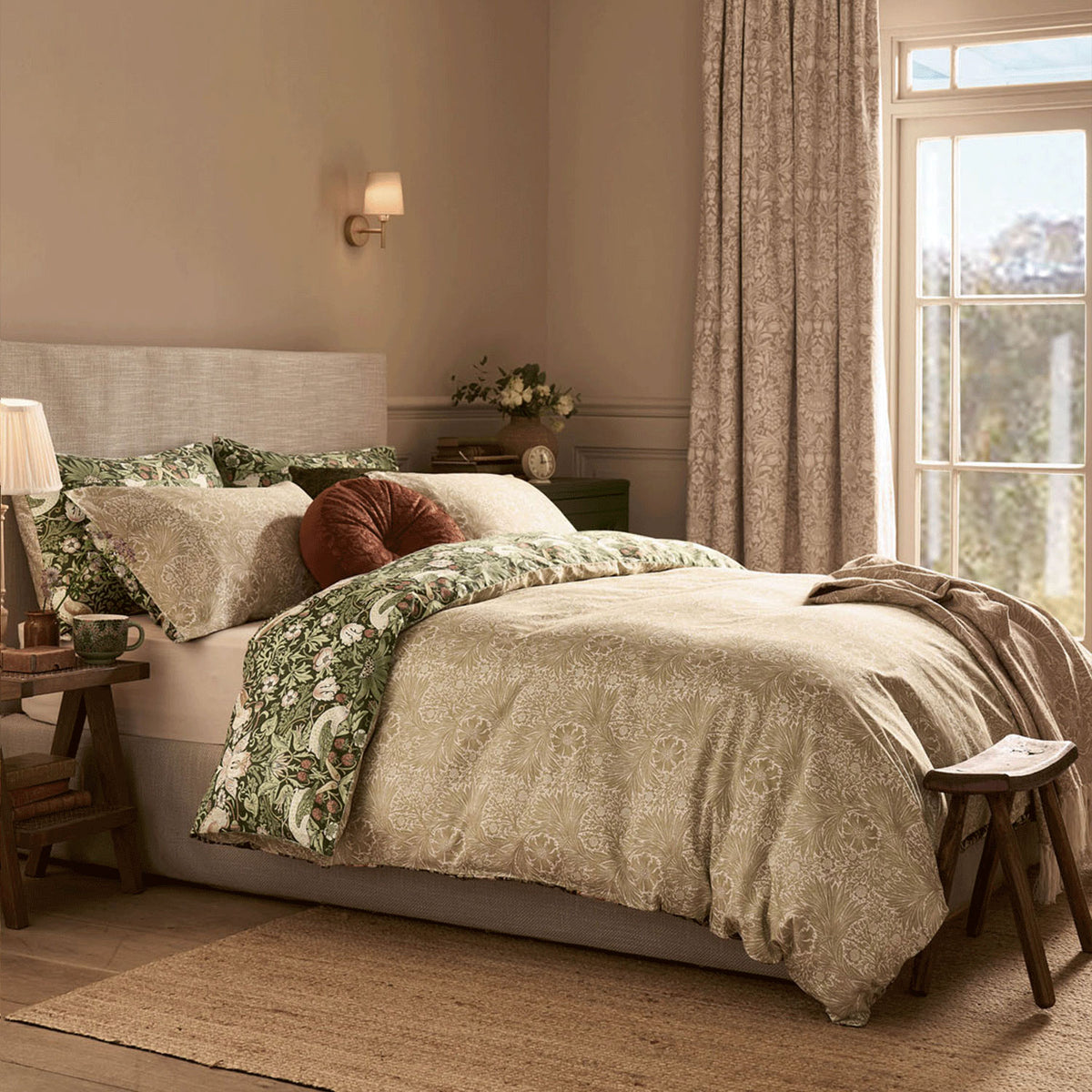 William Morris At Home Cotton Strawberry Thief Nettle Duvet Set