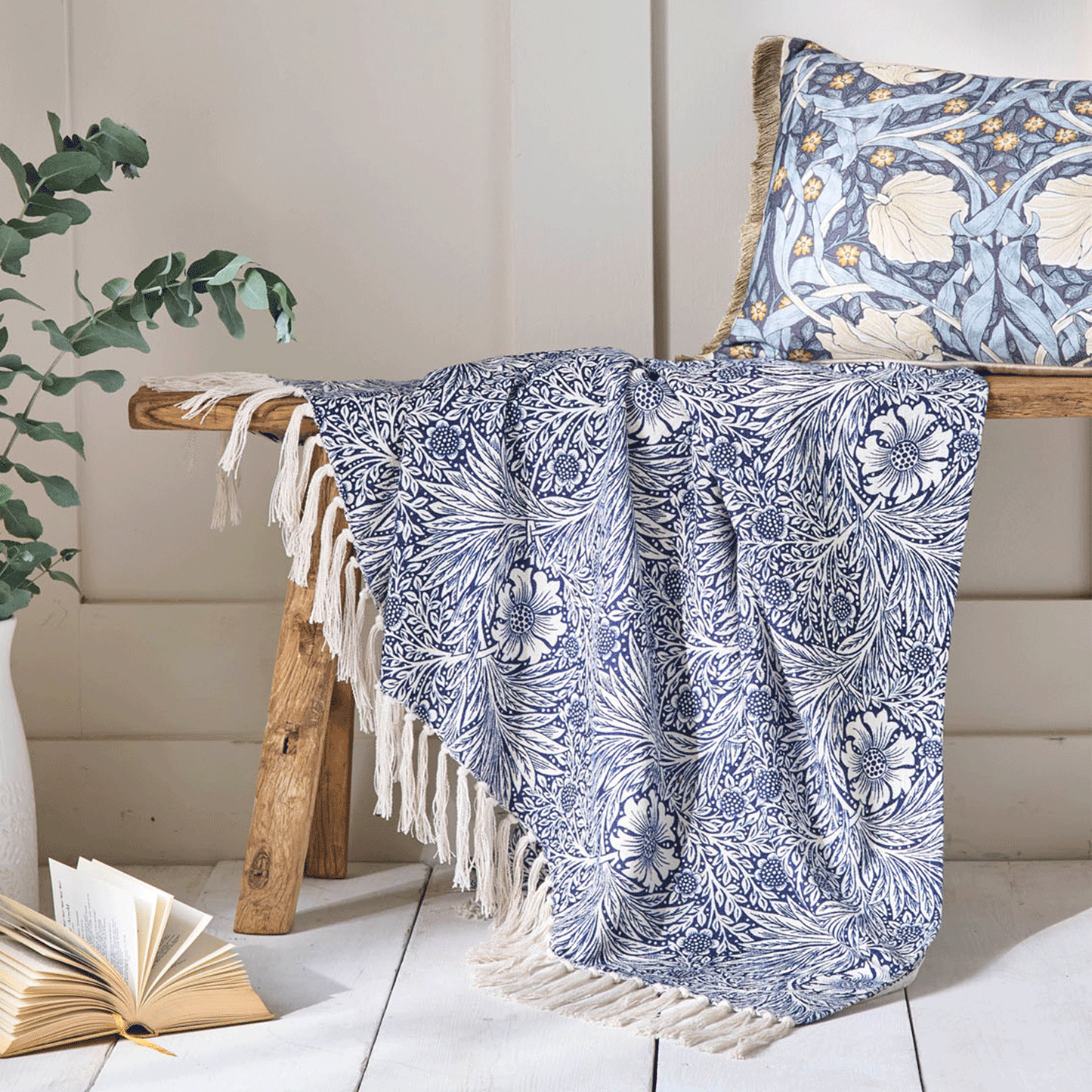 William Morris At Home Marigold Indigo Blue Throw (130cm x 170cm)
