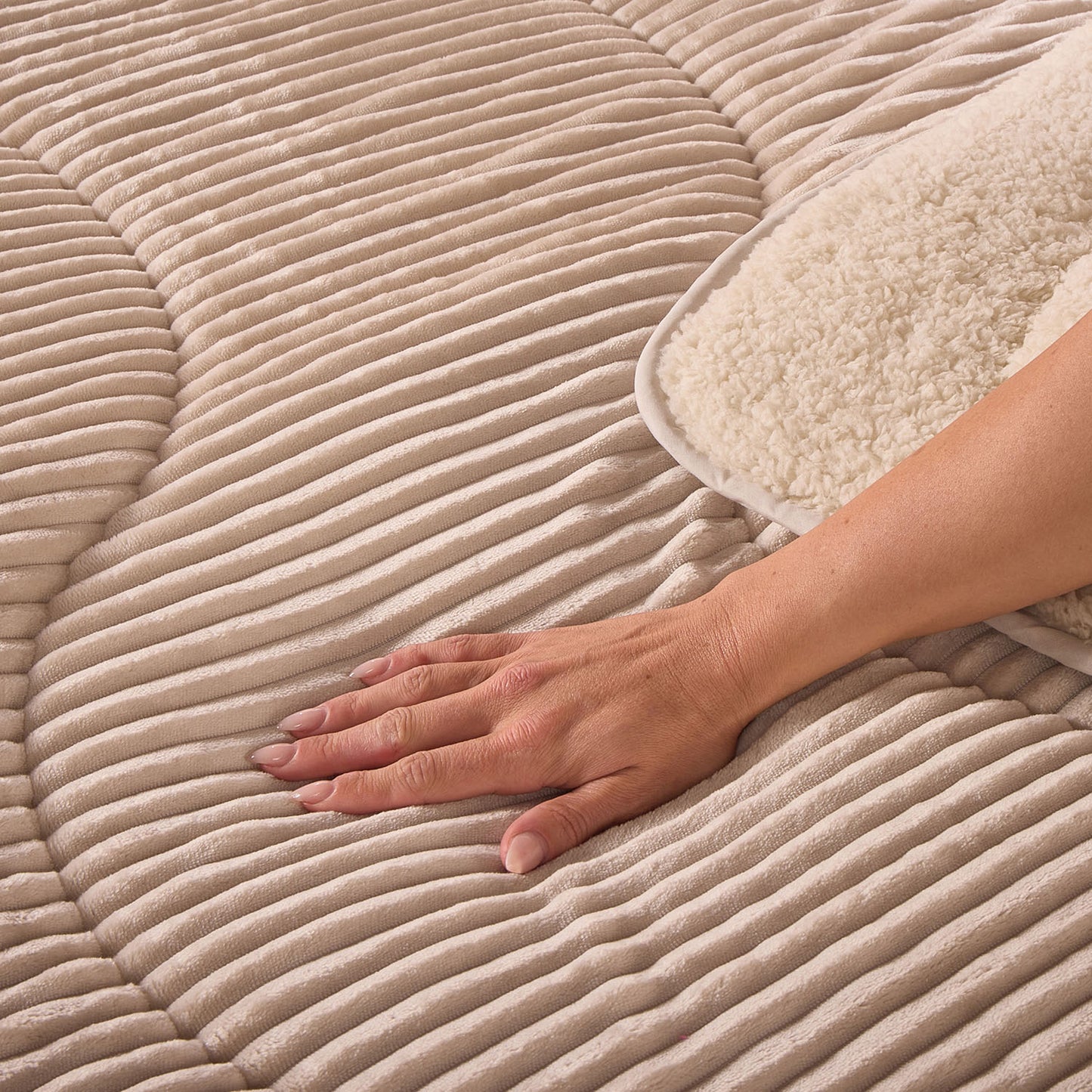 Velvet Cord and Teddy Sherpa Coverless 10.5 Tog Duvet and Pillowcases