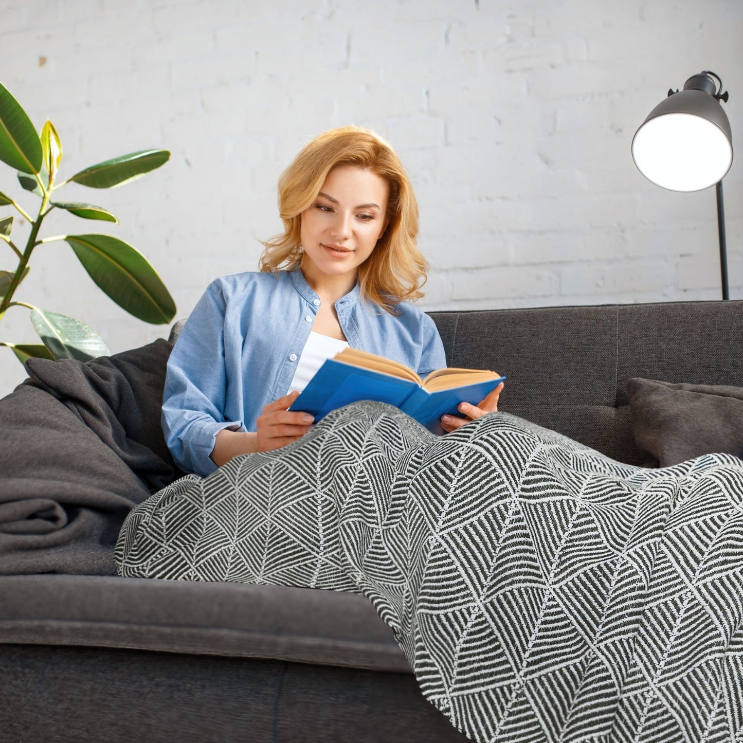 Zahra Black Scandi Woven Recycled Cotton Throw