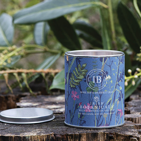 Irish Botanicals Rosehip & Bramble Leaf Tin Candle