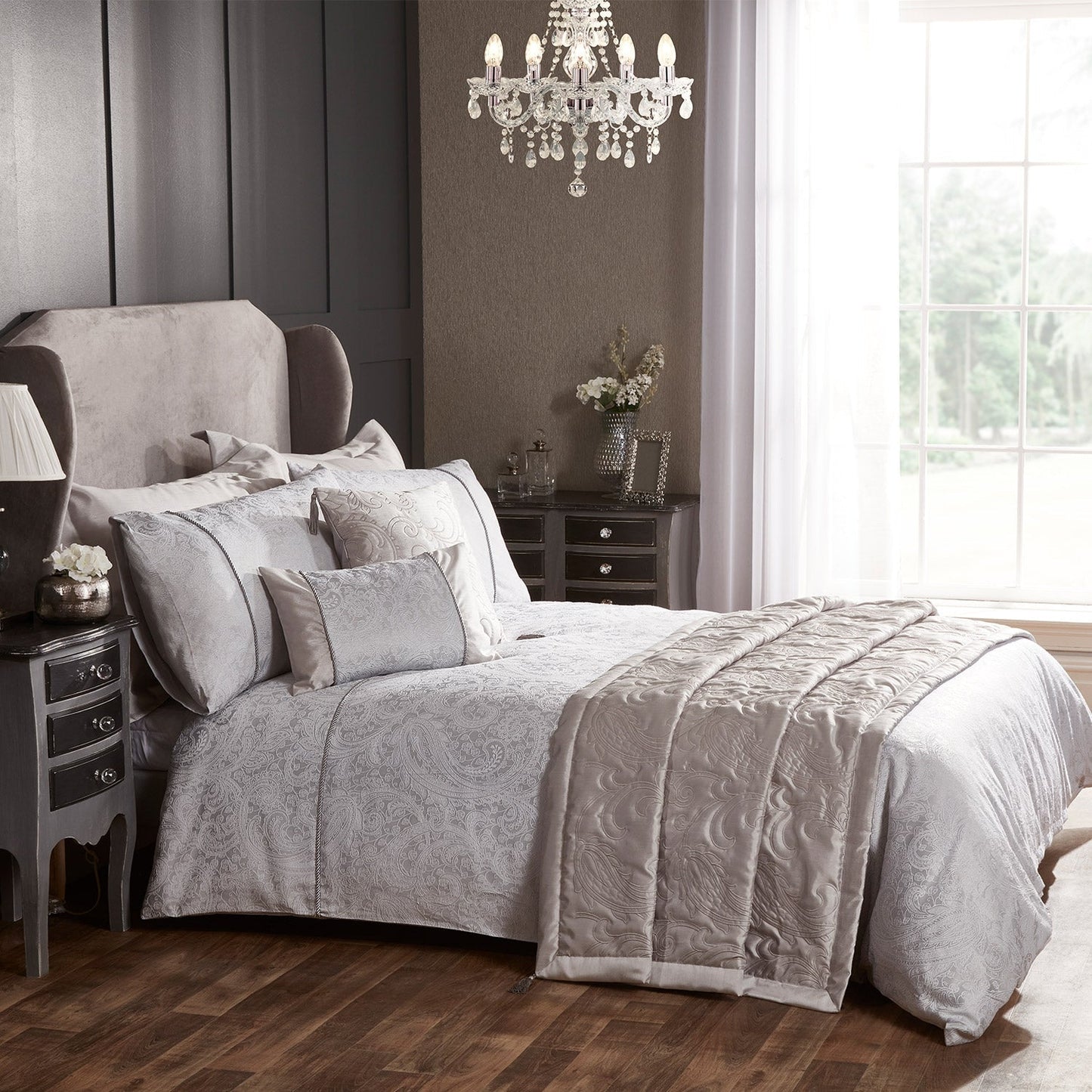 Paisley Silver Luxury Jacquard 6 Piece Bedding Bundle