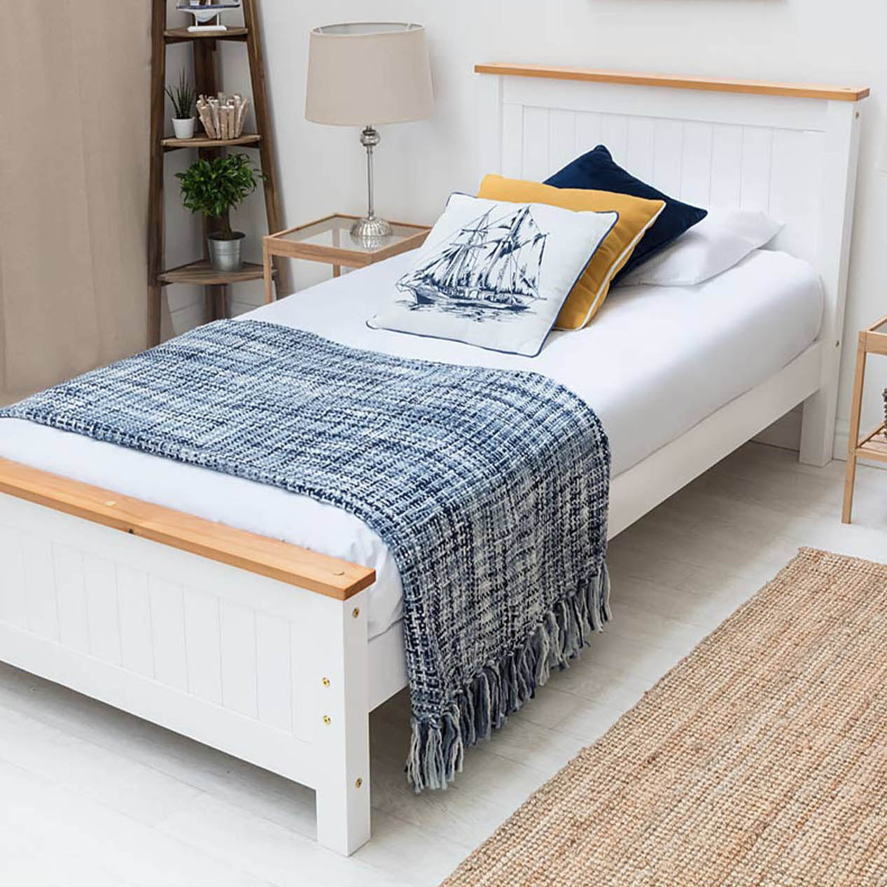 Rostherne Farmhouse White Wooden Bed