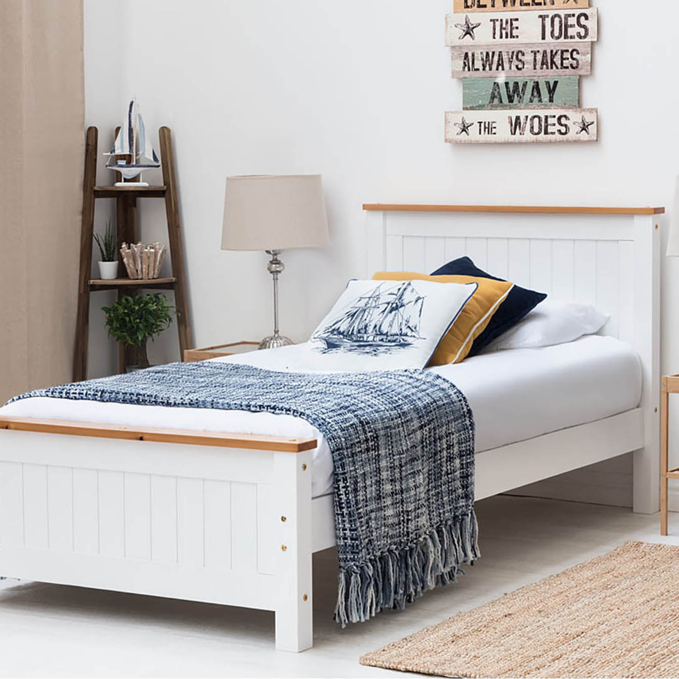 Rostherne Farmhouse White Wooden Bed