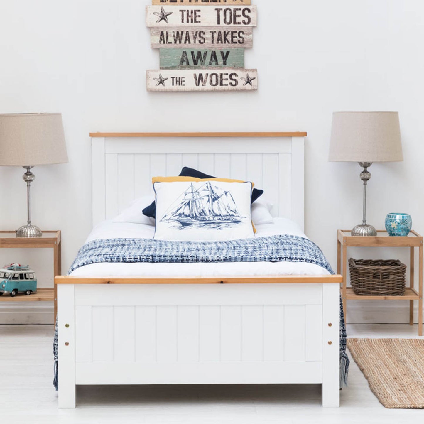 Rostherne Farmhouse White Wooden Bed