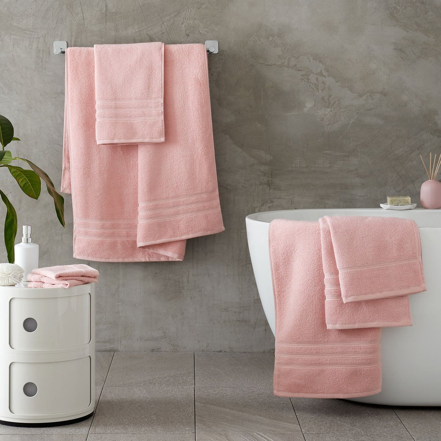 Catherine Lansfield Zero Twist Pink 450Gsm 100% Cotton Towels